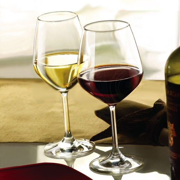 Calice vino fermo